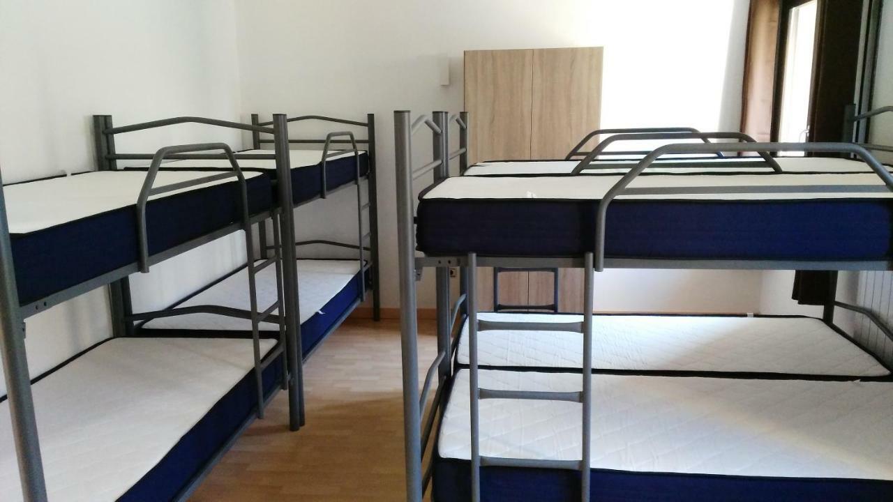 Albergue De Benabarre-Calumet Esterno foto